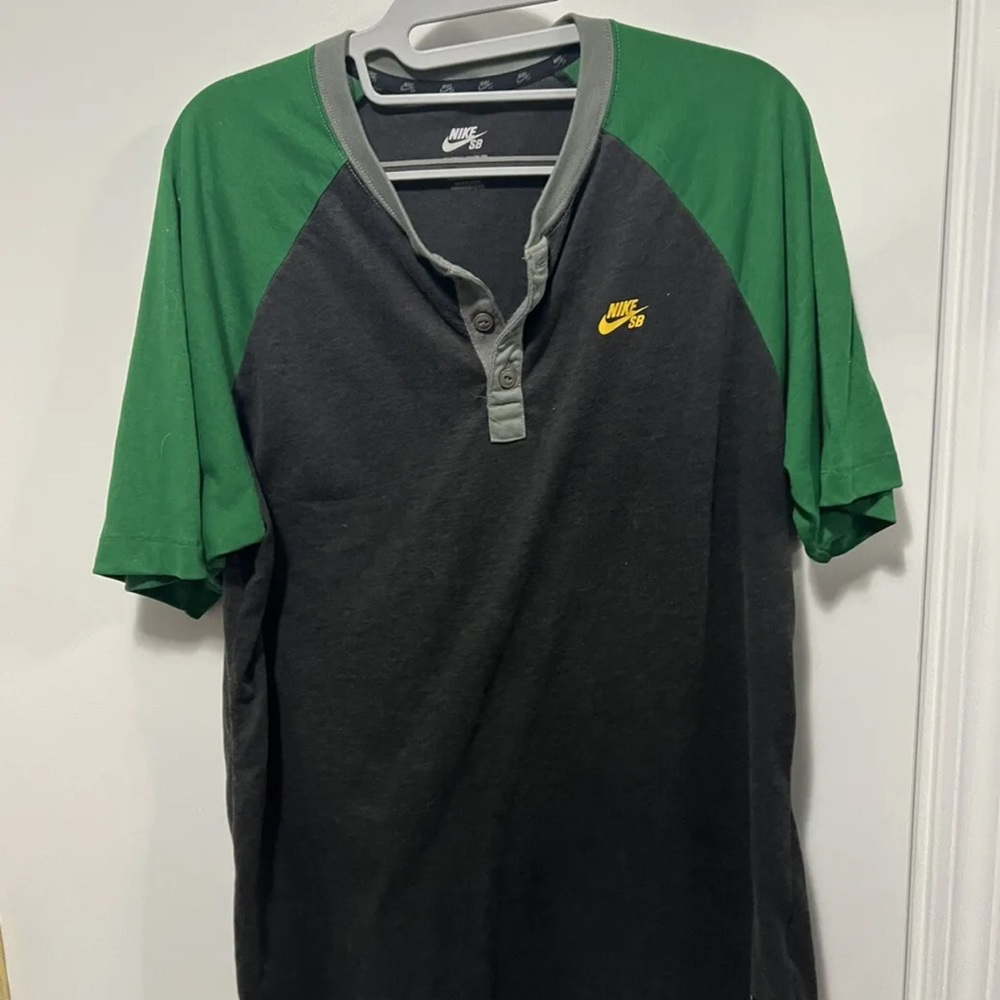 Nike SB Dri-fit Shirt Raglan Henley Green Large